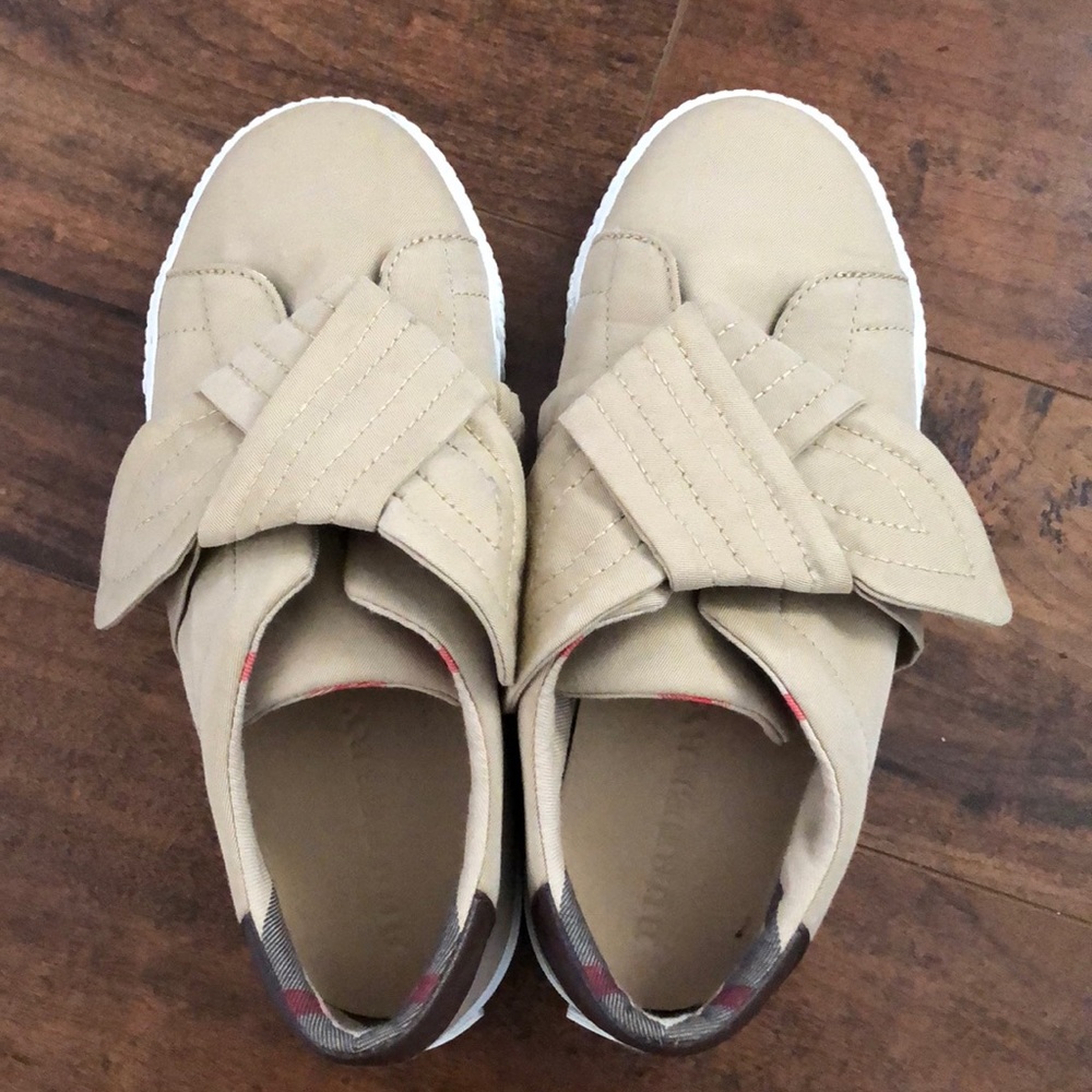Burberry sneakers